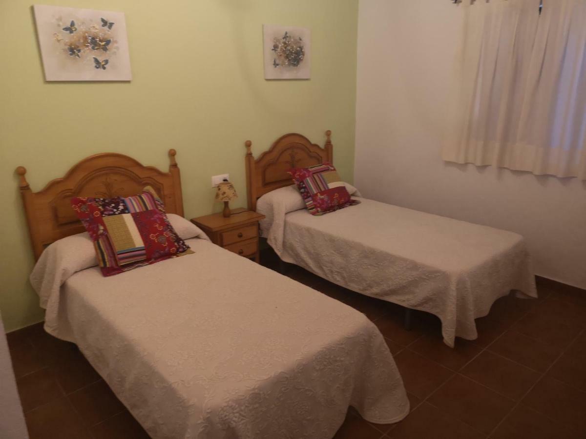 Casa Rural La Dehesilla กาซาญา เดลา เซียร์รา ภายนอก รูปภาพ